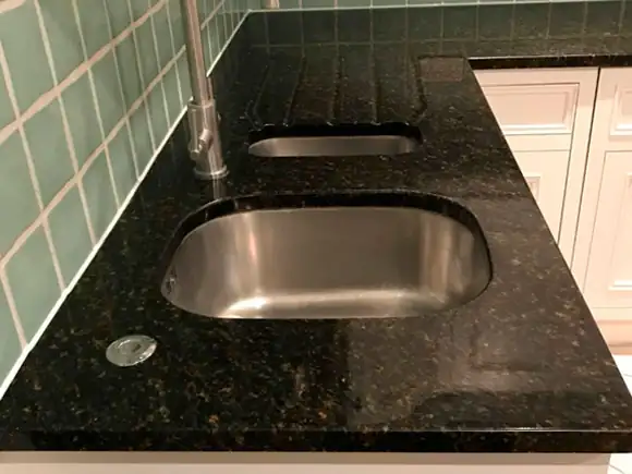 Granite kitchen worktop from the project gallery